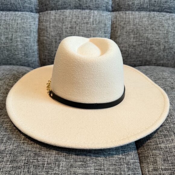 Cream Wide Brim Felt Hat with Black Band & Gold Chain Detail Adjustable Fit - Picture 5 of 13